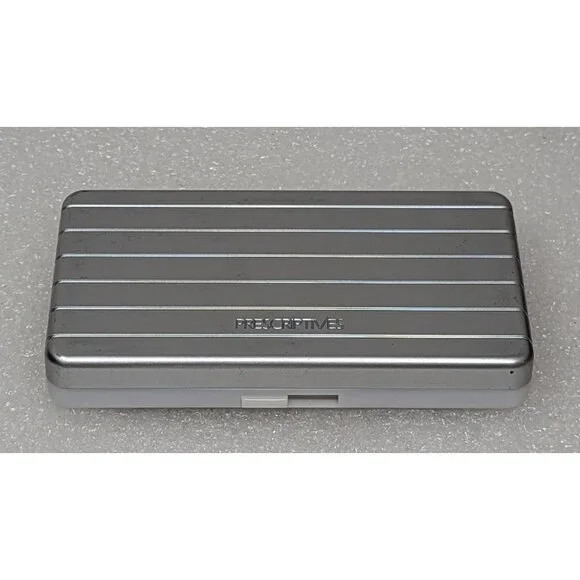 Prescriptives Photochrome Light Adjusting Compact Makeup SPF 15 Warm Toffee 06 Foundation